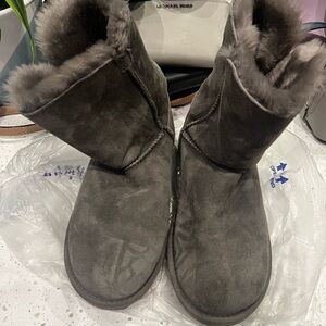 Gray Ugg boots